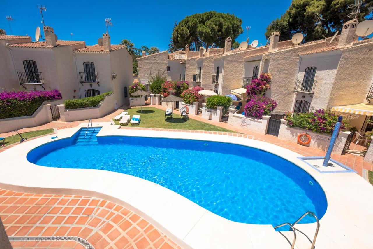 Pinos 2 Apartamento Nerja Exterior foto